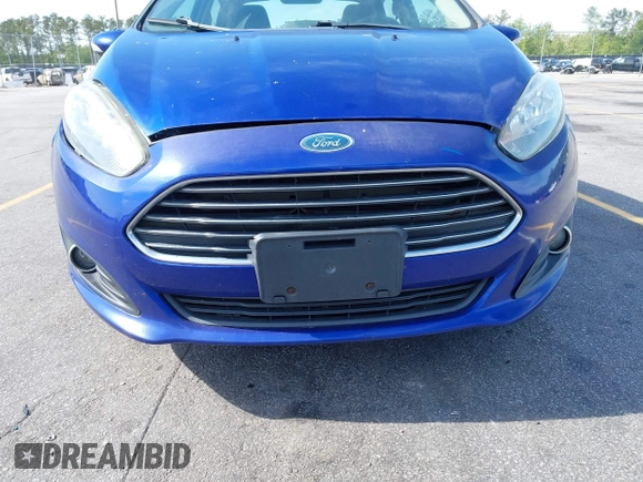 2014 Ford Fiesta SE with VIN 3FADP4BJ5EM190009, listed as a IAAI auction lot 42036976 with 157,575 mi miles. Bid and sale history available at carsss.com. Image 6.