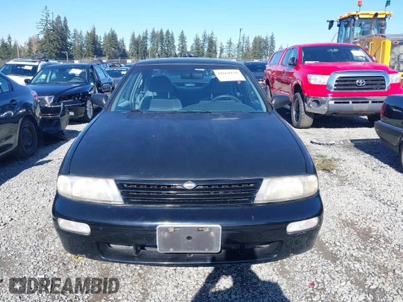 1996 Nissan Altima XE with VIN 1N4BU31D1TC119359, listed as a IAAI auction lot 41664170 with 140,672 mi miles and . Bid and sale history available at DreamBid. Image 13.