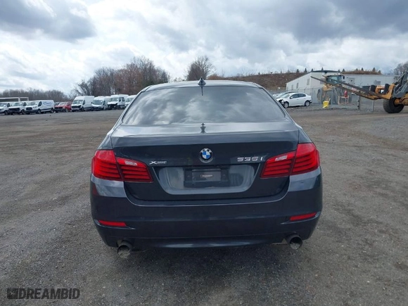2015 BMW 5 Series 535i xDrive with VIN WBA5B3C58FD544771, listed as a IAAI auction lot 41395701 with 102,975 mi miles. Bid and sale history available at carsss.com. Image 15.