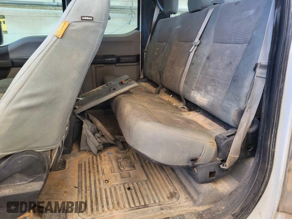 2019 Ford F-250 XL with VIN 1FT7X2B64KEE42034, listed as a IAAI auction lot 42716725 with 170,756 mi miles and . Bid and sale history available at DreamBid. Image 25.
