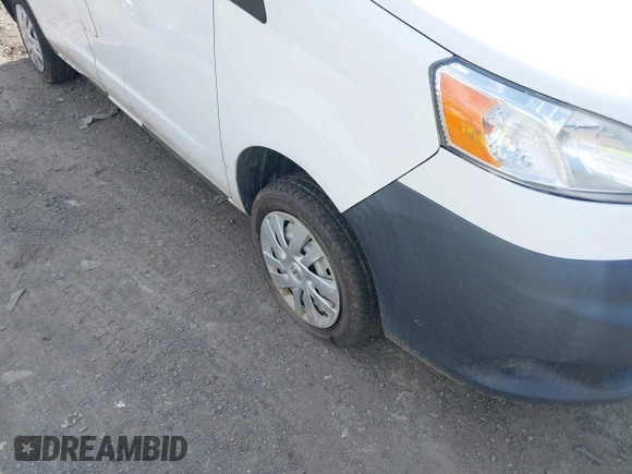 2013 Nissan NV200 SV with VIN 3N6CM0KN3DK693376, listed as a IAAI auction lot 42744552 with Not provided miles and . Bid and sale history available at DreamBid. Image 6.
