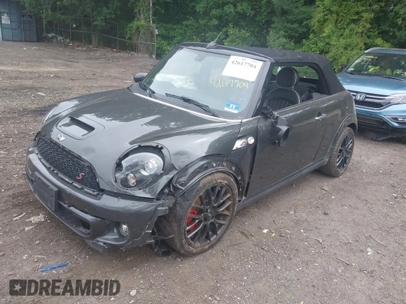 2015 MINI Convertible S с VIN WMWZP3C53FT708047, выставлен на аукционе IAAI как лот 42617704 с пробегом 24 932 миль миль и . История ставок и продаж доступна на DreamBid. Изображение 17.
