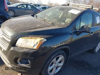 2015 Chevrolet Trax LTZ with VIN KL7CJTSB0FB151750, listed as a IAAI auction lot 41408991 with 147,349 mi miles. Bid and sale history available at carsss.com. Image 6.