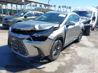 2025 Lexus NX 350 z VIN 2T2AGCEZ6SC070955, wystawiony jako IAAI lot #41821895 z przebiegiem 8 632 mil mil oraz . Historia ofert i sprzedaży dostępna na DreamBid. Obrazek 2.