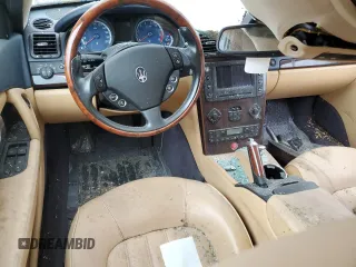 2006 Maserati Quattroporte z VIN ZAMCE39A460025290, wystawiony jako Copart lot #78816054 z przebiegiem Nie podano mil oraz Szkoda całkowita • Salvage title. Historia ofert i sprzedaży dostępna na DreamBid. Obrazek 8.