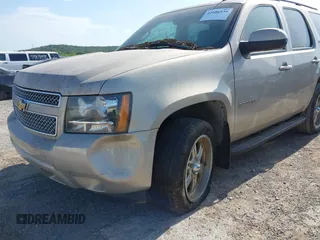 2007 Chevrolet Tahoe LT z VIN 1GNFK13007J146559, wystawiony jako IAAI lot #42686539 z przebiegiem 278 300 mil mil oraz . Historia ofert i sprzedaży dostępna na DreamBid. Obrazek 6.