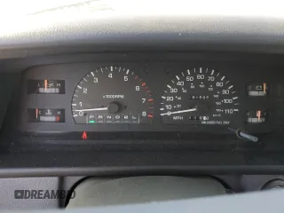 1997 Toyota T100 SR5 with VIN JT4UN24D8V0047084, listed as a Copart auction lot 82485654 with 181,596 mi miles and Salvage Title. Bid and sale history available at DreamBid. Image 9.
