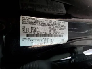 2013 Ford Focus SE z VIN 1FADP3F26DL106275, wystawiony jako Copart lot #55701345 z przebiegiem 117 897 mil mil oraz Szkody całkowita. Historia ofert i sprzedaży dostępna na DreamBid. Obrazek 12.