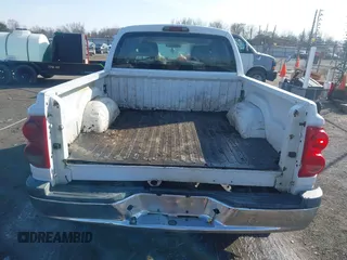 2005 Dodge Dakota SLT with VIN 1D7HW48N85S226460, listed as a IAAI auction lot 41568128 with 213,159 mi miles and . Bid and sale history available at carsss.com. Image 8.