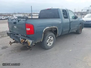 2007 Chevrolet Silverado 1500 LT w/1LT with VIN 1GCEC19J37Z506569, listed as a IAAI auction lot 41471252 with 258,178 mi miles. Bid and sale history available at carsss.com. Image 4.
