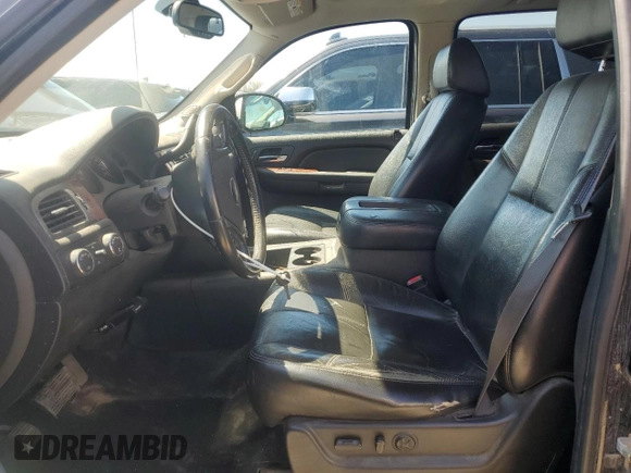 2007 Chevrolet Avalanche 3LT z VIN 3GNFK12337G187653, wystawiony jako Copart lot #54902105 z przebiegiem 240 865 mil mil oraz Nie do naprawy • Non repairable. Historia ofert i sprzedaży dostępna na DreamBid. Obrazek 7.