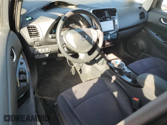 2014 Nissan LEAF SV z VIN 1N4AZ0CP2EC336151, wystawiony jako Copart lot #50061275 z przebiegiem 55 331 mil mil oraz Szkoda całkowita • Salvage title. Historia ofert i sprzedaży dostępna na DreamBid. Obrazek 8.