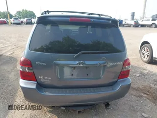 2005 Toyota Highlander z VIN JTEEP21A150084868, wystawiony jako IAAI lot #42421690 z przebiegiem 221 692 mil mil oraz . Historia ofert i sprzedaży dostępna na DreamBid. Obrazek 6.