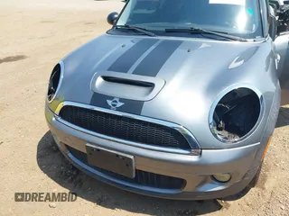 2010 MINI Hardtop S with VIN WMWMF7C53ATZ70244, listed as a IAAI auction lot 42673174 with 137,805 mi miles and . Bid and sale history available at DreamBid. Image 6.
