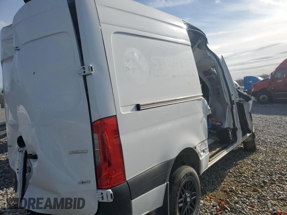2022 Mercedes-Benz Sprinter with VIN W1Y4EBVY1NT116631, listed as a Copart auction lot 69082844 with Not Provided miles and Salvage Title. Bid and sale history available at DreamBid. Image 3.