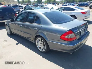 2008 Mercedes-Benz E-Class Luxury 3.5L with VIN WDBUF56X08B284262, listed as a IAAI auction lot 41996643 with 180,534 mi miles. Bid and sale history available at carsss.com. Image 3.
