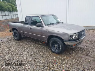 1997 Mazda B-Series Truck LE z VIN 4F4CR16X9VTM32564, wystawiony jako IAAI lot #42361984 z przebiegiem 172 341 mil mil oraz . Historia ofert i sprzedaży dostępna na DreamBid. Obrazek 1.