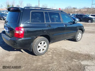 2003 Toyota Highlander with VIN JTEHF21A830101419, listed as a IAAI auction lot 41814570 with 237,565 mi miles. Bid and sale history available at carsss.com. Image 4.