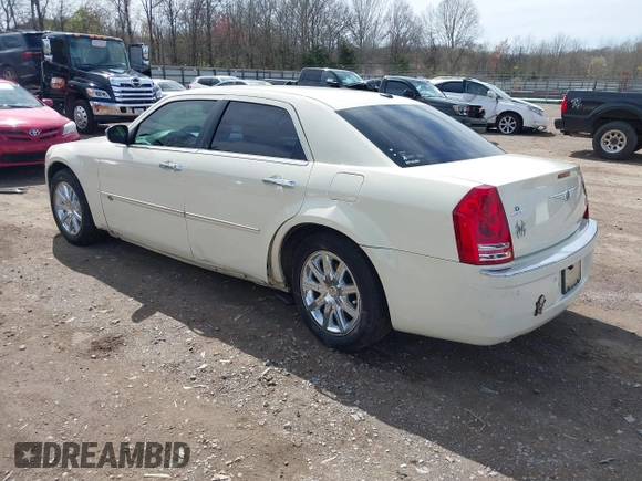2010 Chrysler 300 C Hemi with VIN 2C3CA6CT8AH292887, listed as a IAAI auction lot 41844352 with 135,860 mi miles and . Bid and sale history available at carsss.com. Image 3.