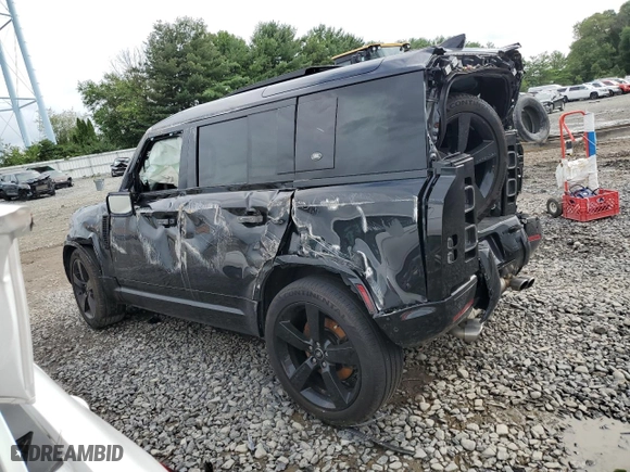 2023 Land Rover Defender V8 with VIN SALEWEEE6P2140647, listed as a Copart auction lot 66719264 with 25,077 mi miles and Salvage Title. Bid and sale history available at carsss.com. Image 2.