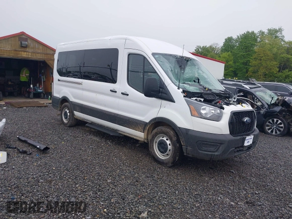 2024 Ford Transit Passenger XL with VIN 1FBAX2C89RKB89363, listed as a IAAI auction lot 42216151 with 1,496 mi miles and . Bid and sale history available at DreamBid. Image 1.