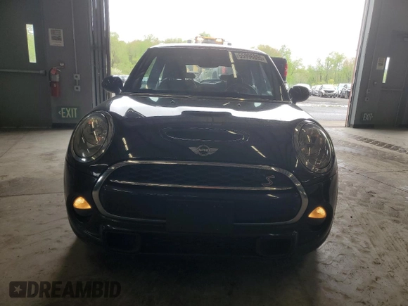 2017 MINI Hardtop Cooper S with VIN WMWXP7C56H2A45082, listed as a Copart auction lot 55996895 with 145,313 mi miles and Clean Title. Bid and sale history available at DreamBid. Image 5.