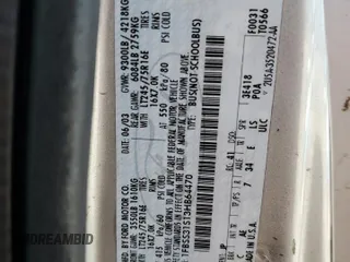 2003 Ford Econoline Passenger XL z VIN 1FBSS31S13HB64470, wystawiony jako Copart lot #55650805 z przebiegiem 278 968 mil mil oraz Szkoda całkowita • Salvage title. Historia ofert i sprzedaży dostępna na DreamBid. Obrazek 13.