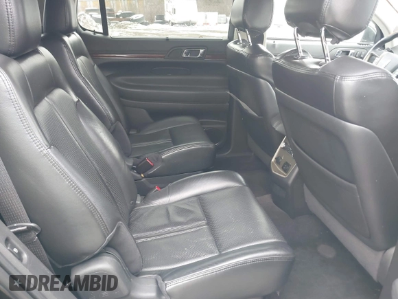 2011 Lincoln MKT with VIN 2LMHJ5AR5BBJ52058, listed as a IAAI auction lot 41305955 with 193,555 mi miles and . Bid and sale history available at DreamBid. Image 8.