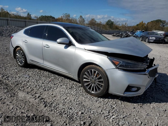 2017 Kia Cadenza Premium with VIN KNALC4J19H5060549, listed as a Copart auction lot 80995714 with 95,763 mi miles and Salvage Title. Bid and sale history available at carsss.com. Image 4.
