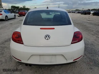 2012 Volkswagen Beetle 2.5L w/Sun PZEV with VIN 3VWJP7ATXCM631497, listed as a Copart auction lot 74442964 with 72,097 mi miles and Salvage Title. Bid and sale history available at carsss.com. Image 6.