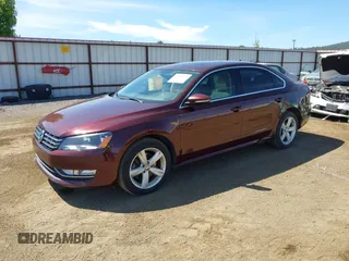 2012 Volkswagen Passat SE z VIN 1VWBN7A3XCC097252, wystawiony jako IAAI lot #42373075 z przebiegiem 134 733 mil mil oraz . Historia ofert i sprzedaży dostępna na DreamBid. Obrazek 2.