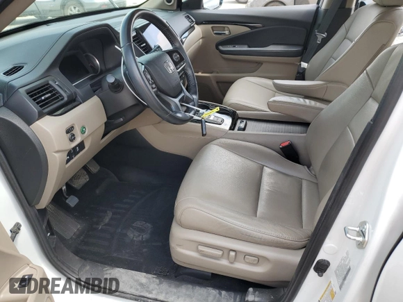 2021 Honda Pilot Touring 7-Passenger z VIN 5FNYF6H68MB077008, wystawiony jako Copart lot #54133735 z przebiegiem 96 052 mil mil oraz Szkoda całkowita • Salvage title. Historia ofert i sprzedaży dostępna na DreamBid. Obrazek 7.