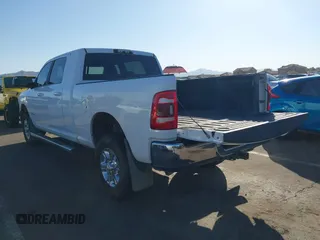 2019 Ram 2500 Lone Star with VIN 3C6UR5ML2KG635784, listed as a IAAI auction lot 41630048 with 89,084 mi miles and . Bid and sale history available at DreamBid. Image 3.