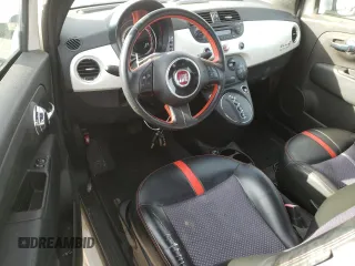 2014 FIAT 500e z VIN 3C3CFFGE5ET172801, wystawiony jako Copart lot #49651775 z przebiegiem 42 758 mil mil oraz Czysty tytuł • Clean title. Historia ofert i sprzedaży dostępna na DreamBid. Obrazek 8.