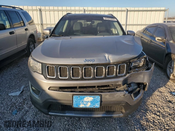 2020 Jeep Compass Limited with VIN 3C4NJCCBXLT165868, listed as a Copart auction lot 84525004 with 113,274 mi miles and Salvage title. Bid and sale history available at DreamBid. Image 5.