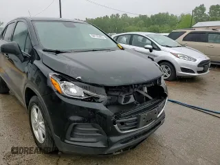 2020 Chevrolet Trax LS z VIN 3GNCJKSB8LL296338, wystawiony jako Copart lot #59176485 z przebiegiem 75 065 mil mil oraz Szkoda całkowita • Salvage title. Historia ofert i sprzedaży dostępna na DreamBid. Obrazek 14.