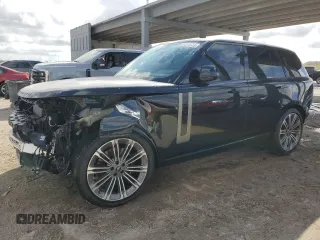 2025 Land Rover Range Rover SE z VIN SALKP9FU6SA278202, wystawiony jako Copart lot #89374525 z przebiegiem 1 242 mil mil oraz Nie do naprawy • Non repairable. Historia ofert i sprzedaży dostępna na DreamBid. Obrazek 1.