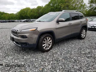 2017 Jeep Cherokee Limited z VIN 1C4PJMDB8HW563191, wystawiony jako Copart lot #58470255 z przebiegiem 124 252 mil mil oraz Szkoda całkowita • Salvage title. Historia ofert i sprzedaży dostępna na DreamBid. Obrazek 1.