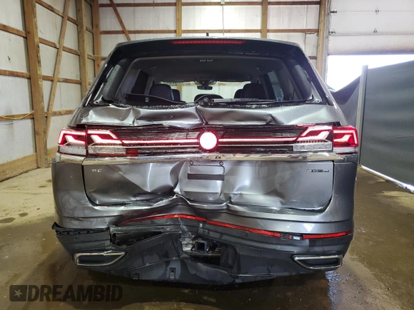 2025 Volkswagen Atlas SE with VIN 1V2HR2CA3SC512621, listed as a Copart auction lot 60779105 with 13,500 mi miles and Clean title. Bid and sale history available at DreamBid. Image 6.