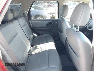 2005 Ford Escape XLT с VIN 1FMCU93155KA28328, выставлен на аукционе IAAI как лот 42293762 с пробегом 136 907 миль миль и . История ставок и продаж доступна на DreamBid. Изображение 8.