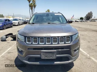 2018 Jeep Compass Latitude with VIN 3C4NJDBB8JT457636, listed as a Copart auction lot 57524885 with 111,062 mi miles and Salvage title. Bid and sale history available at DreamBid. Image 5.