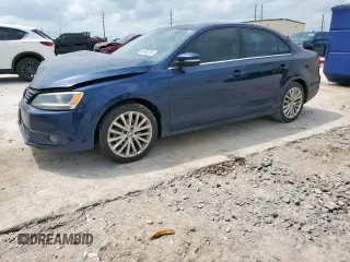 2013 Volkswagen Jetta SEL с VIN 3VWLX7AJ4DM354418, выставлен на аукционе Copart как лот 54982235 с пробегом 147 136 миль миль и Списание • Salvage title. История ставок и продаж доступна на DreamBid. Изображение 1.