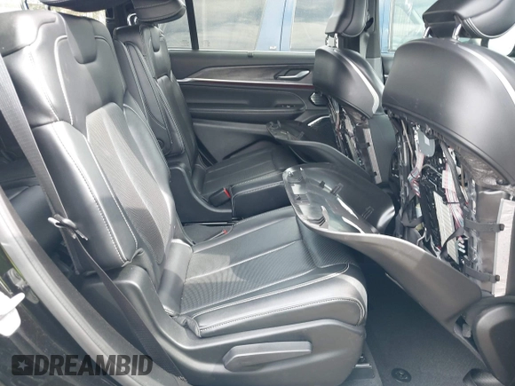 2021 Jeep Grand Cherokee Overland z VIN 1C4RJKDG7M8140271, wystawiony jako IAAI lot #41806329 z przebiegiem 39 160 mil mil oraz . Historia ofert i sprzedaży dostępna na DreamBid. Obrazek 8.
