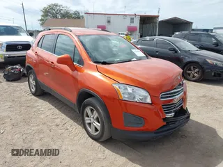 2016 Chevrolet Trax LT z VIN KL7CJPSB3GB642774, wystawiony jako IAAI lot #41800884 z przebiegiem 88 510 mil mil oraz . Historia ofert i sprzedaży dostępna na DreamBid. Obrazek 1.