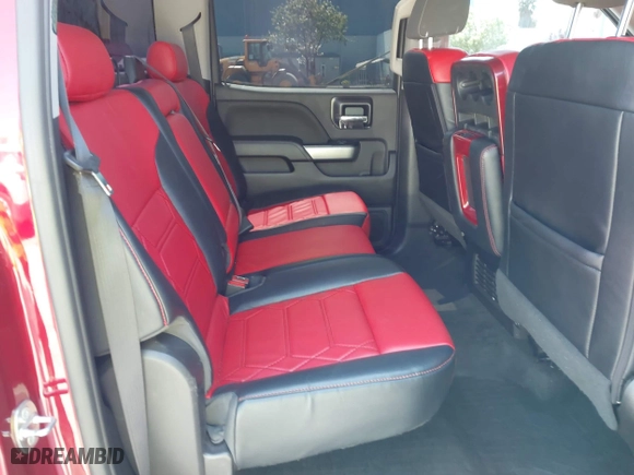 2018 Chevrolet Silverado 1500 LT with VIN 3GCUCRER8JG299111, listed as a IAAI auction lot 42063560 with 99,888 mi miles. Bid and sale history available at carsss.com. Image 8.