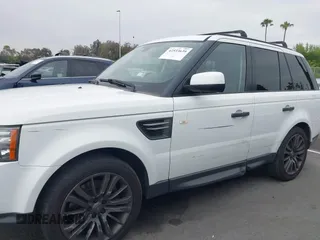 2011 Land Rover Range Rover Sport HSE Lux with VIN SALSK2D40BA271951, listed as a IAAI auction lot 42533639 with 170,011 mi miles and . Bid and sale history available at DreamBid. Image 17.