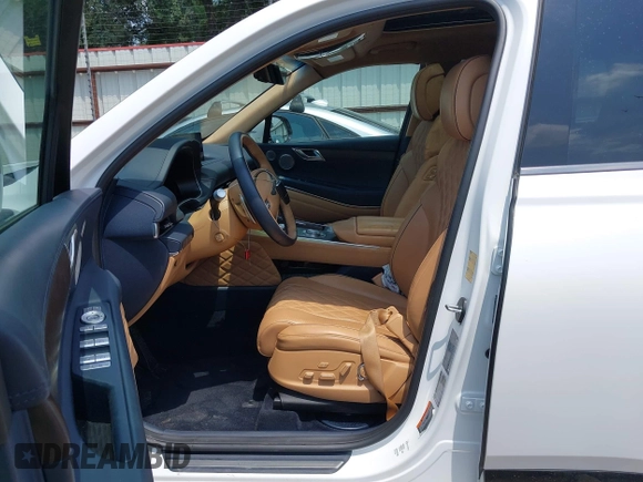 2024 Genesis GV80 z VIN KMUHCESC8RU166378, wystawiony jako IAAI lot #42260945 z przebiegiem 32 119 mil mil oraz . Historia ofert i sprzedaży dostępna na DreamBid. Obrazek 5.
