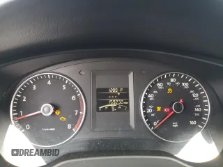 2014 Volkswagen Jetta SE с VIN 3VWD17AJ9EM244150, выставлен на аукционе Copart как лот 55618065 с пробегом 159 232 миль миль и Списание • Salvage title. История ставок и продаж доступна на DreamBid. Изображение 9.