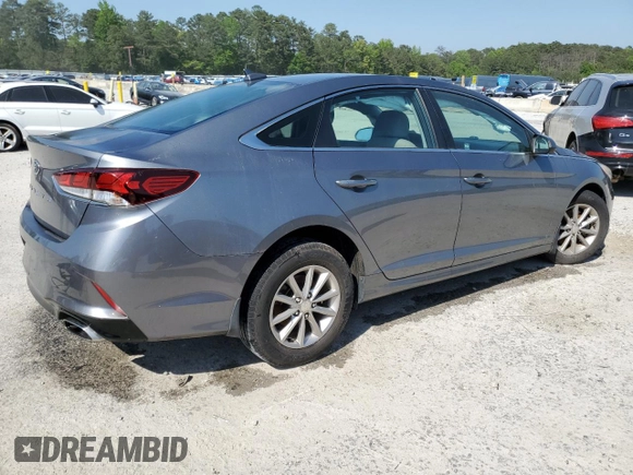2018 Hyundai Sonata SE with VIN 5NPE24AF3JH687733, listed as a Copart auction lot 53662185 with 98,331 mi miles and Clean Title. Bid and sale history available at DreamBid. Image 3.