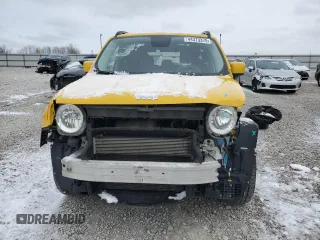 2017 Jeep Renegade Latitude with VIN ZACCJBBB4HPE72776, listed as a Copart auction lot 44373375 with 91,913 mi miles and Salvage Title. Bid and sale history available at carsss.com. Image 5.